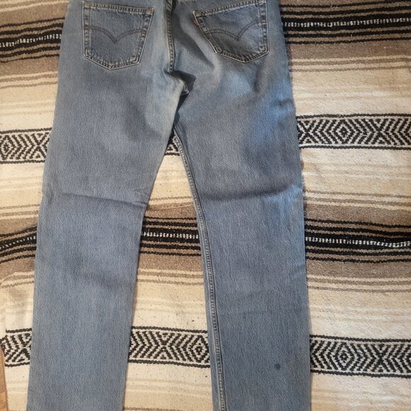 Variety of designer jeans - Picture 13 of 16